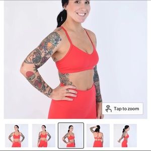 Cayenne Fleo sports bra—sz small